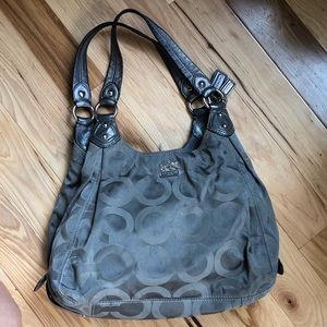 Coach Madison Maggie Hand Bag (Silver)